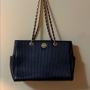 Henri Bendel No. 7 E/W tote